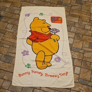 Disney Winnie the Pooh-"Sunny, Honey, Breezy Days" Towel.  Vintage